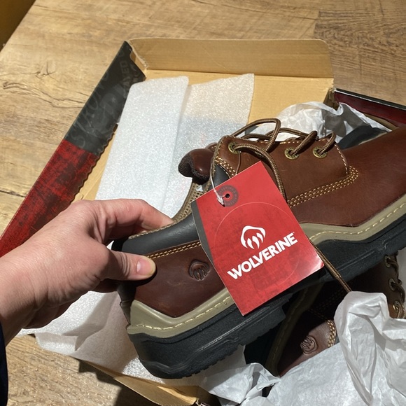 Wolverine brand new soft tie men shoes size 11. - Picture 7 of 7